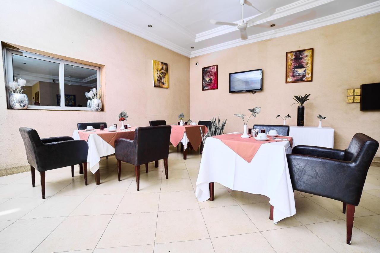 Dunia Hotel Bamako Centre Ngoại thất bức ảnh